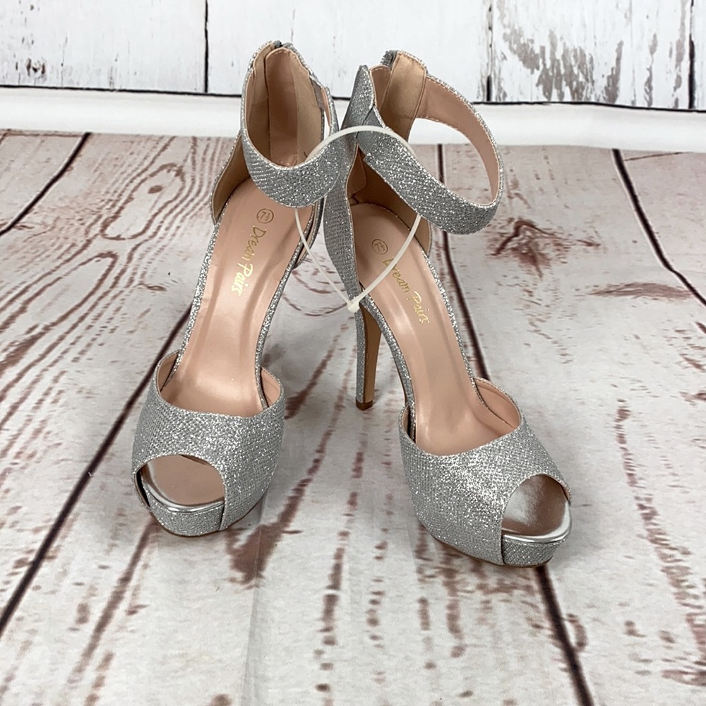 Sparkle high heel pumps NWOT